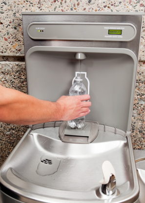 Water bottle filler